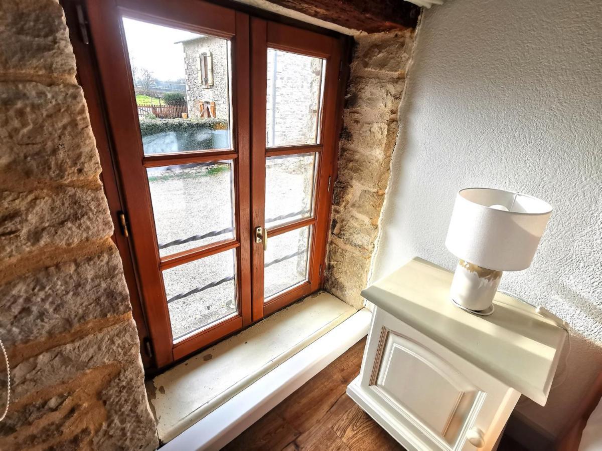3 Self-Contained Gites With Pool And Games Room Saint-Georges-de-Noisné Zewnętrze zdjęcie