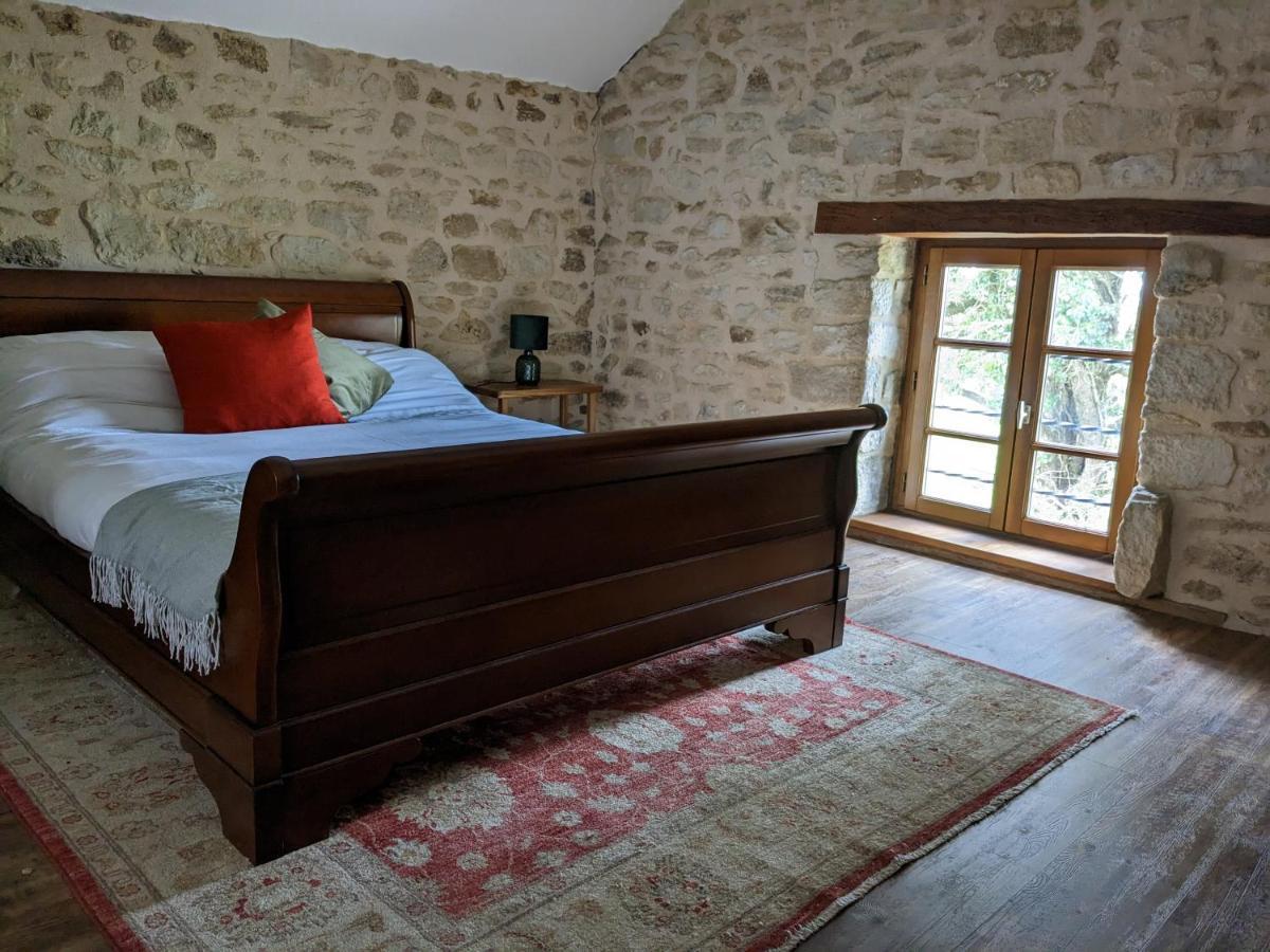 3 Self-Contained Gites With Pool And Games Room Saint-Georges-de-Noisné Zewnętrze zdjęcie